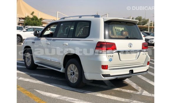 Buy Import Toyota Land Cruiser White Car in Import - Dubai in Ahal Buy Import Toyota Land Cruiser White Car in Import - Dubai in Ahal