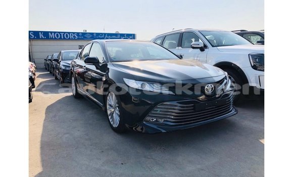 Buy Import Toyota Camry Black Car in Import - Dubai in Ahal