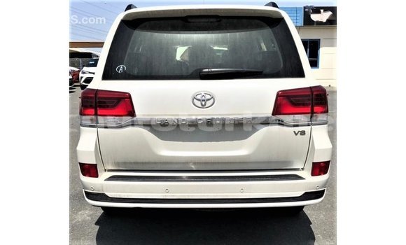 Buy Import Toyota Land Cruiser White Car in Import - Dubai in Ahal Buy Import Toyota Land Cruiser White Car in Import - Dubai in Ahal