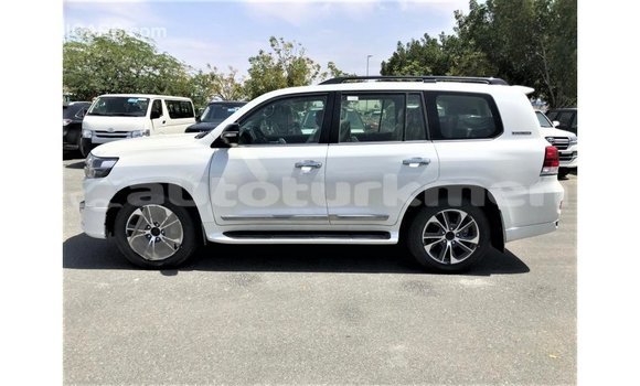 Buy Import Toyota Land Cruiser White Car in Import - Dubai in Ahal Buy Import Toyota Land Cruiser White Car in Import - Dubai in Ahal