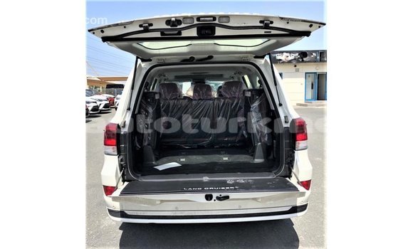 Buy Import Toyota Land Cruiser White Car in Import - Dubai in Ahal Buy Import Toyota Land Cruiser White Car in Import - Dubai in Ahal