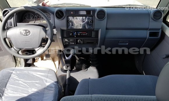 Buy Import Toyota Land Cruiser White Car in Import - Dubai in Ahal Buy Import Toyota Land Cruiser White Car in Import - Dubai in Ahal