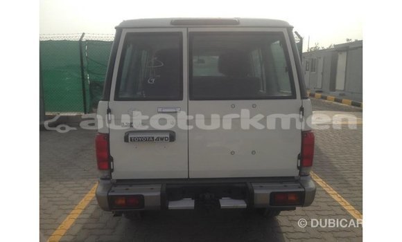 Buy Import Toyota Land Cruiser White Car in Import - Dubai in Ahal Buy Import Toyota Land Cruiser White Car in Import - Dubai in Ahal