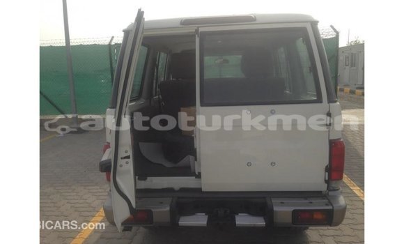 Buy Import Toyota Land Cruiser White Car in Import - Dubai in Ahal Buy Import Toyota Land Cruiser White Car in Import - Dubai in Ahal