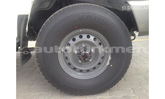 Buy Import Toyota Land Cruiser White Car in Import - Dubai in Ahal Buy Import Toyota Land Cruiser White Car in Import - Dubai in Ahal
