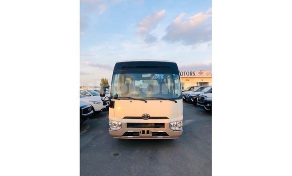 Buy Import Toyota Coaster White Car in Import - Dubai in Ahal