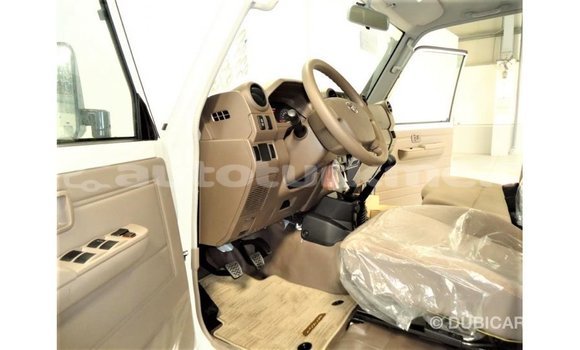 Buy Import Toyota Land Cruiser White Car in Import - Dubai in Ahal Buy Import Toyota Land Cruiser White Car in Import - Dubai in Ahal