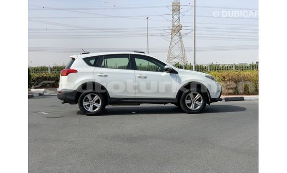 Buy Import Toyota 4Runner White Car in Import - Dubai in Ahal Buy Import Toyota 4Runner White Car in Import - Dubai in Ahal