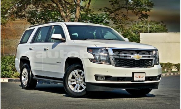 Buy Import Chevrolet Tahoe White Car in Import - Dubai in Ahal