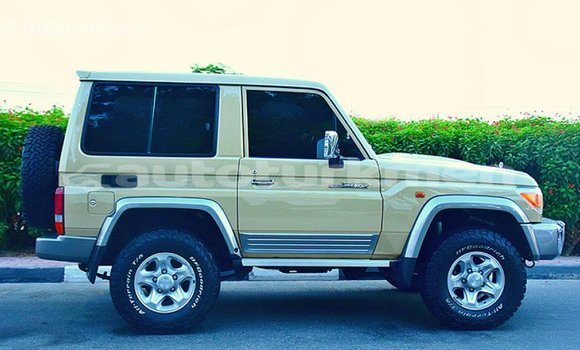 Buy Import Toyota Land Cruiser Beige Car in Import - Dubai in Ahal Buy Import Toyota Land Cruiser Beige Car in Import - Dubai in Ahal