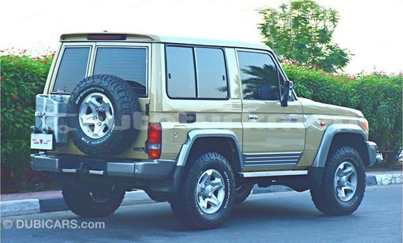 Buy Import Toyota Land Cruiser Beige Car in Import - Dubai in Ahal Buy Import Toyota Land Cruiser Beige Car in Import - Dubai in Ahal