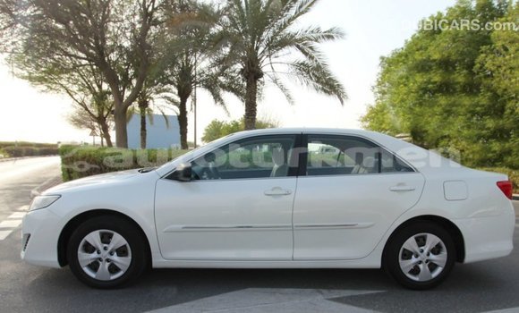 Buy Import Toyota Camry White Car in Import - Dubai in Ahal Buy Import Toyota Camry White Car in Import - Dubai in Ahal