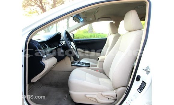 Buy Import Toyota Camry White Car in Import - Dubai in Ahal Buy Import Toyota Camry White Car in Import - Dubai in Ahal