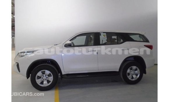 Buy Import Toyota Fortuner White Car in Import - Dubai in Ahal Buy Import Toyota Fortuner White Car in Import - Dubai in Ahal