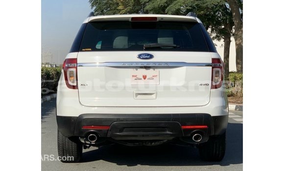 Buy Import Ford Explorer White Car in Import - Dubai in Ahal Buy Import Ford Explorer White Car in Import - Dubai in Ahal