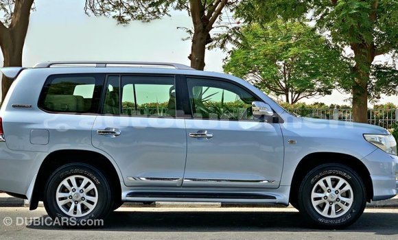 Buy Import Toyota Land Cruiser Blue Car in Import - Dubai in Ahal Buy Import Toyota Land Cruiser Blue Car in Import - Dubai in Ahal