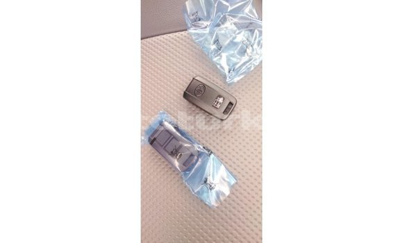 Buy Import Toyota Land Cruiser White Car in Import - Dubai in Ahal Buy Import Toyota Land Cruiser White Car in Import - Dubai in Ahal