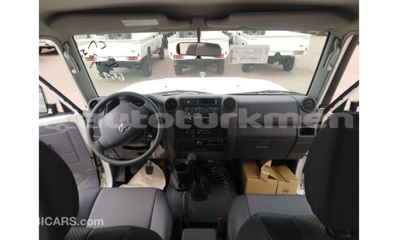 Buy Import Toyota Land Cruiser White Car in Import - Dubai in Ahal Buy Import Toyota Land Cruiser White Car in Import - Dubai in Ahal