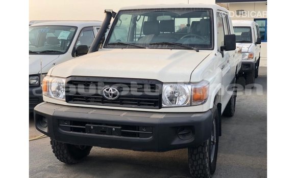 Buy Import Toyota Land Cruiser White Car in Import - Dubai in Ahal Buy Import Toyota Land Cruiser White Car in Import - Dubai in Ahal