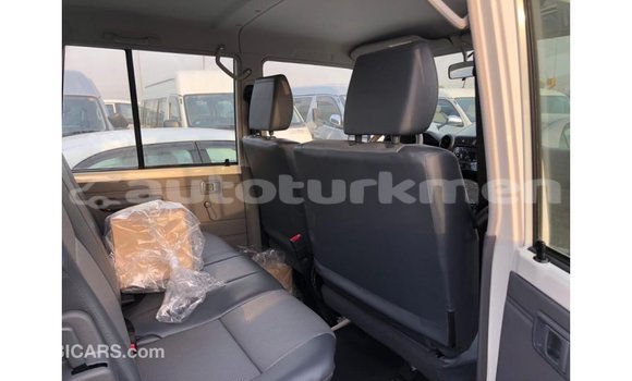 Buy Import Toyota Land Cruiser White Car in Import - Dubai in Ahal Buy Import Toyota Land Cruiser White Car in Import - Dubai in Ahal