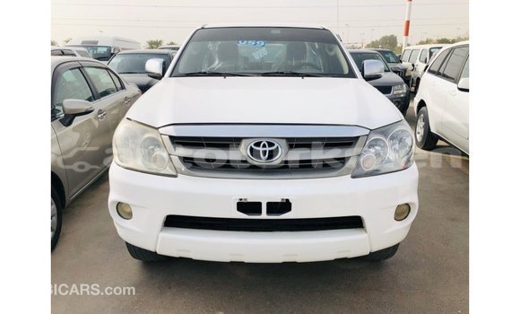 Buy Import Toyota Fortuner White Car in Import - Dubai in Ahal Buy Import Toyota Fortuner White Car in Import - Dubai in Ahal