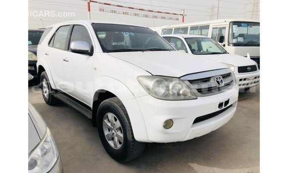 Buy Import Toyota Fortuner White Car in Import - Dubai in Ahal Buy Import Toyota Fortuner White Car in Import - Dubai in Ahal