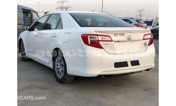Buy Import Toyota Camry White Car in Import - Dubai in Ahal Buy Import Toyota Camry White Car in Import - Dubai in Ahal