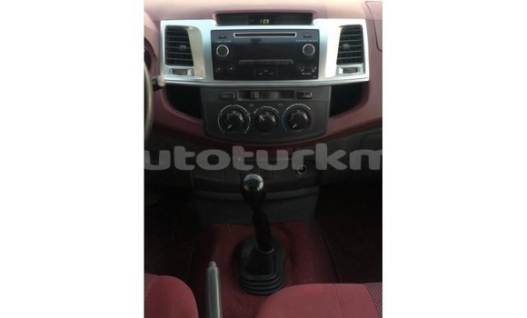 Buy Import Toyota Hilux White Car in Import - Dubai in Ahal Buy Import Toyota Hilux White Car in Import - Dubai in Ahal