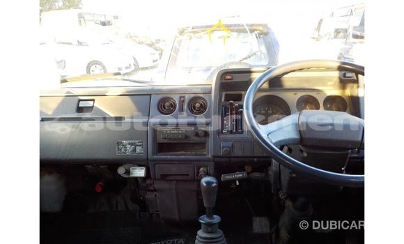 Buy Import Toyota Dyna Blue Car in Import - Dubai in Ahal Buy Import Toyota Dyna Blue Car in Import - Dubai in Ahal