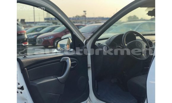 Buy Import Renault Duster White Car in Import - Dubai in Ahal Buy Import Renault Duster White Car in Import - Dubai in Ahal