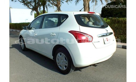 Buy Import Nissan Tiida White Car in Import - Dubai in Ahal Buy Import Nissan Tiida White Car in Import - Dubai in Ahal