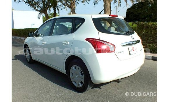 Buy Import Nissan Tiida White Car in Import - Dubai in Ahal Buy Import Nissan Tiida White Car in Import - Dubai in Ahal