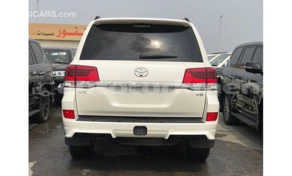 Buy Import Toyota Land Cruiser White Car in Import - Dubai in Ahal Buy Import Toyota Land Cruiser White Car in Import - Dubai in Ahal