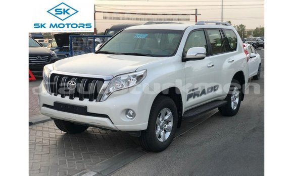 Buy Import Toyota Prado White Car in Import - Dubai in Ahal