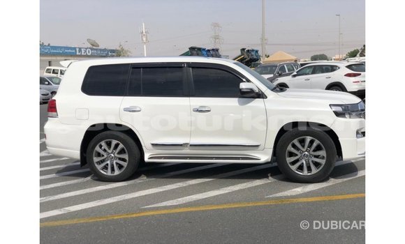Buy Import Toyota Land Cruiser White Car in Import - Dubai in Ahal Buy Import Toyota Land Cruiser White Car in Import - Dubai in Ahal