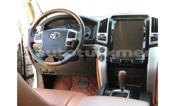 Buy Import Toyota Land Cruiser White Car in Import - Dubai in Ahal Buy Import Toyota Land Cruiser White Car in Import - Dubai in Ahal