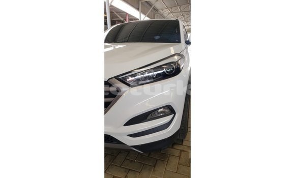 Buy Import Hyundai Tucson White Car in Import - Dubai in Ahal Buy Import Hyundai Tucson White Car in Import - Dubai in Ahal