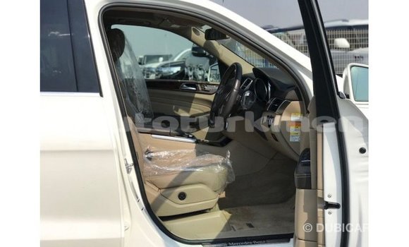 Buy Import Mercedes-Benz 190 White Car in Import - Dubai in Ahal Buy Import Mercedes-Benz 190 White Car in Import - Dubai in Ahal
