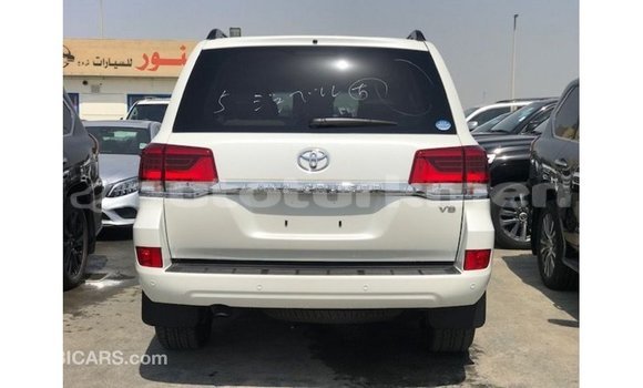 Buy Import Toyota Land Cruiser White Car in Import - Dubai in Ahal Buy Import Toyota Land Cruiser White Car in Import - Dubai in Ahal