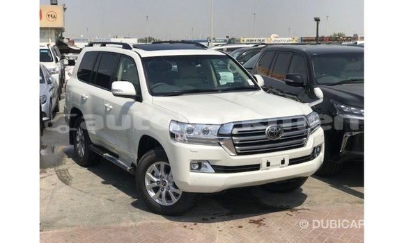 Buy Import Toyota Land Cruiser White Car in Import - Dubai in Ahal Buy Import Toyota Land Cruiser White Car in Import - Dubai in Ahal