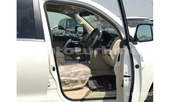 Buy Import Toyota Land Cruiser White Car in Import - Dubai in Ahal Buy Import Toyota Land Cruiser White Car in Import - Dubai in Ahal