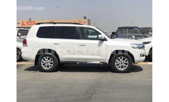 Buy Import Toyota Land Cruiser White Car in Import - Dubai in Ahal Buy Import Toyota Land Cruiser White Car in Import - Dubai in Ahal