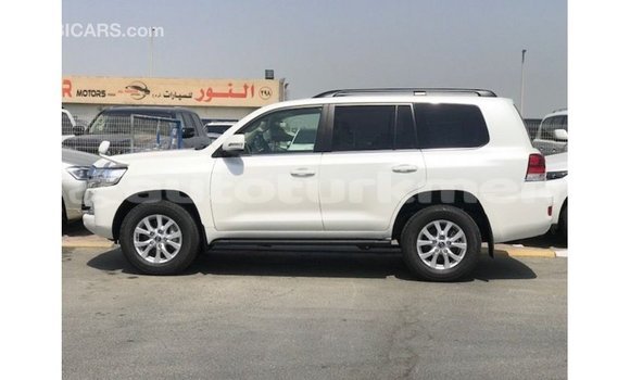 Buy Import Toyota Land Cruiser White Car in Import - Dubai in Ahal Buy Import Toyota Land Cruiser White Car in Import - Dubai in Ahal