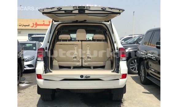 Buy Import Toyota Land Cruiser White Car in Import - Dubai in Ahal Buy Import Toyota Land Cruiser White Car in Import - Dubai in Ahal