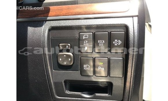 Buy Import Toyota Land Cruiser White Car in Import - Dubai in Ahal Buy Import Toyota Land Cruiser White Car in Import - Dubai in Ahal