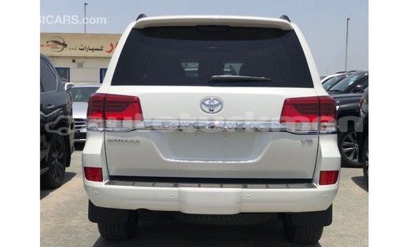 Buy Import Toyota Land Cruiser White Car in Import - Dubai in Ahal Buy Import Toyota Land Cruiser White Car in Import - Dubai in Ahal