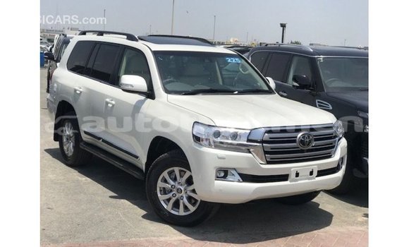 Buy Import Toyota Land Cruiser White Car in Import - Dubai in Ahal Buy Import Toyota Land Cruiser White Car in Import - Dubai in Ahal