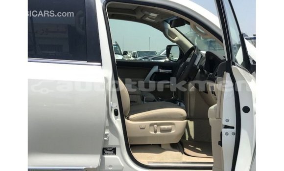 Buy Import Toyota Land Cruiser White Car in Import - Dubai in Ahal Buy Import Toyota Land Cruiser White Car in Import - Dubai in Ahal