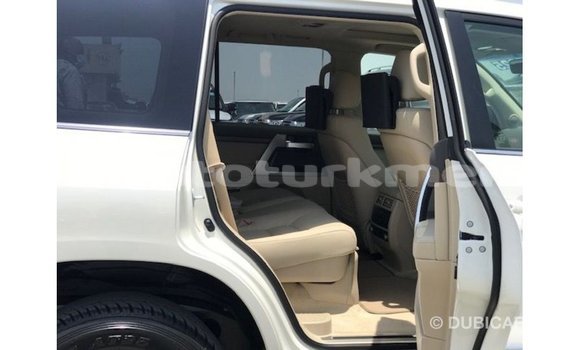 Buy Import Toyota Land Cruiser White Car in Import - Dubai in Ahal Buy Import Toyota Land Cruiser White Car in Import - Dubai in Ahal