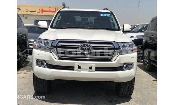 Buy Import Toyota Land Cruiser White Car in Import - Dubai in Ahal Buy Import Toyota Land Cruiser White Car in Import - Dubai in Ahal